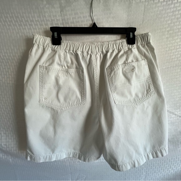 IZOD Flat Front Elasticized Waist Drawstring Red Label Shorts White Medium 32” - Picture 2 of 11